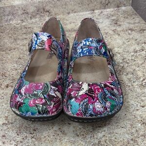 Alegria Multicolor Bird Print Flats